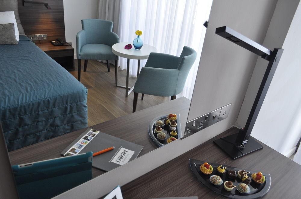 Sun Hall Hotel Larnaca Luaran gambar