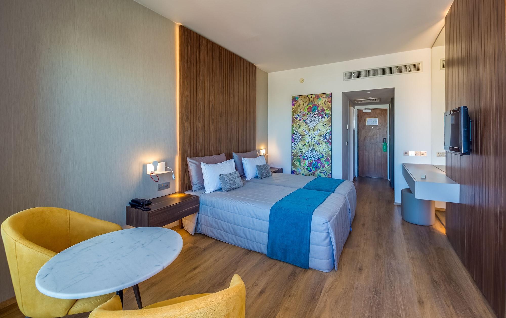 Sun Hall Hotel Larnaca Luaran gambar