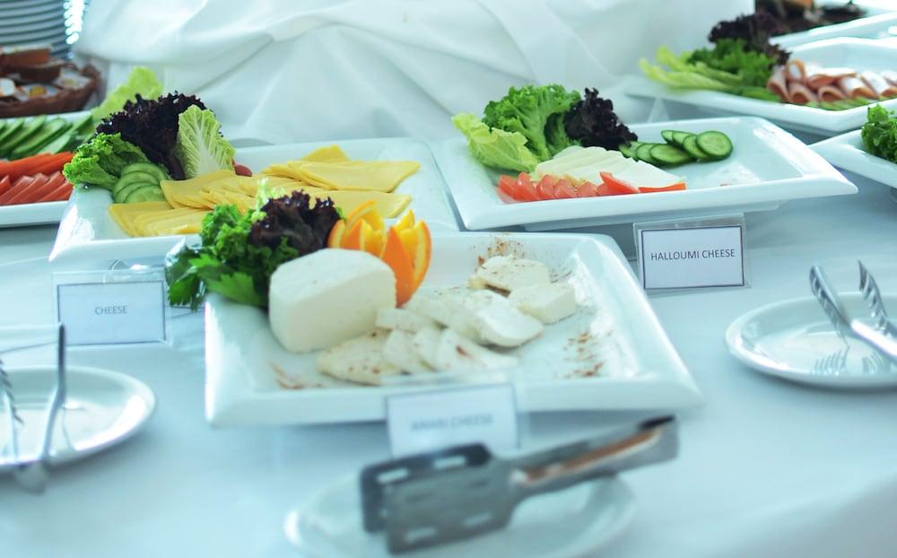 Sun Hall Hotel Larnaca Luaran gambar