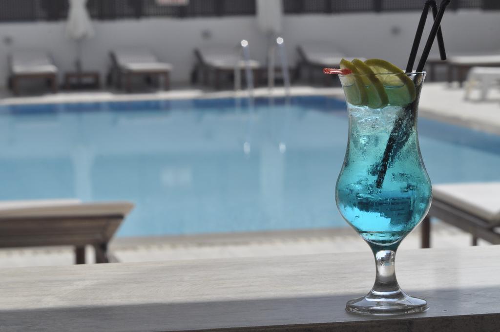 Sun Hall Hotel Larnaca Luaran gambar