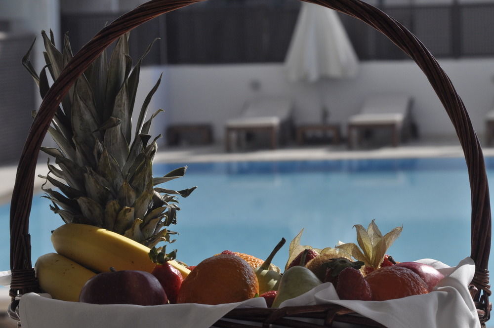 Sun Hall Hotel Larnaca Luaran gambar