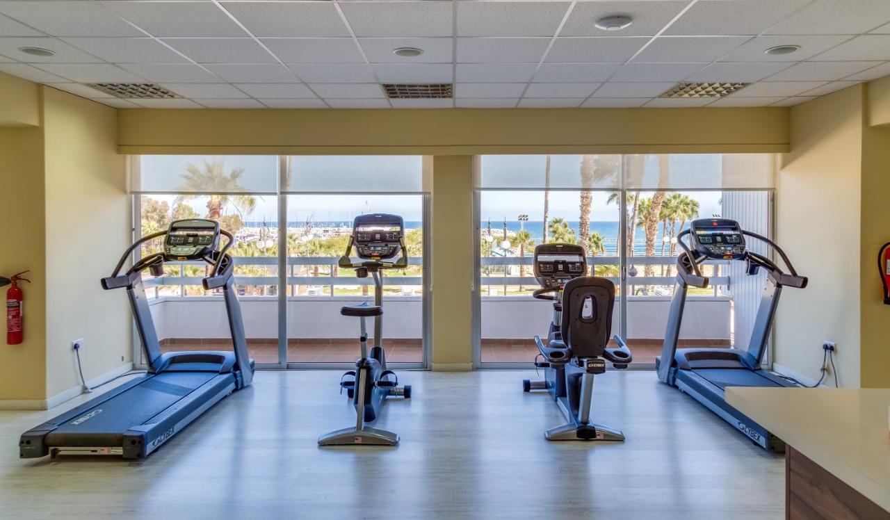 Sun Hall Hotel Larnaca Luaran gambar